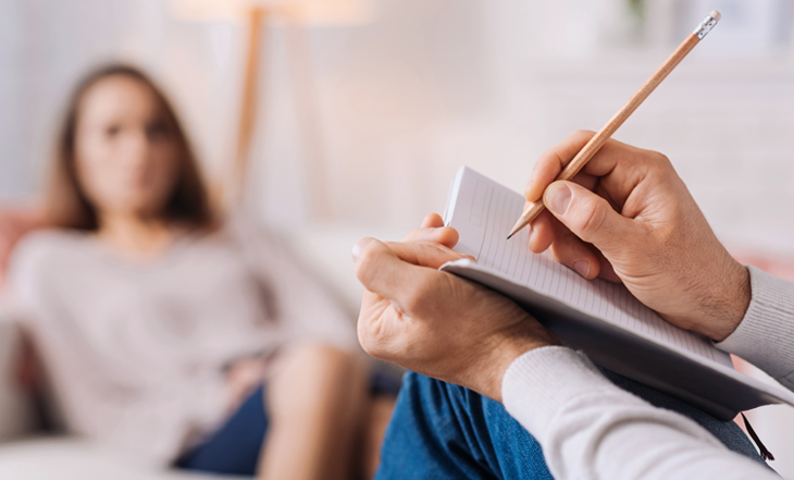 O divã para mulheres: porque falar de uma psicanálise que leva em consideração o gênero?